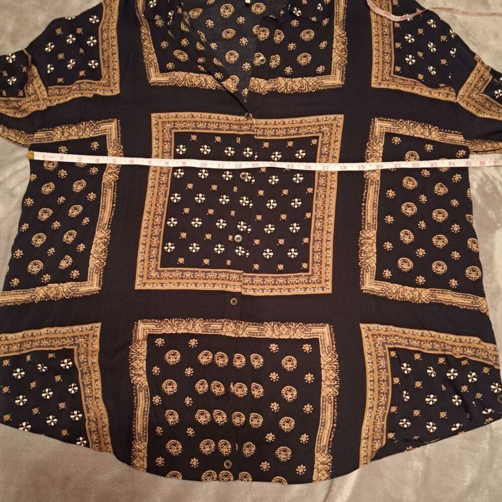 New Free People, Little Secrets Button Down Shirt in Black Combo Sz Large - Picture 3 of 11